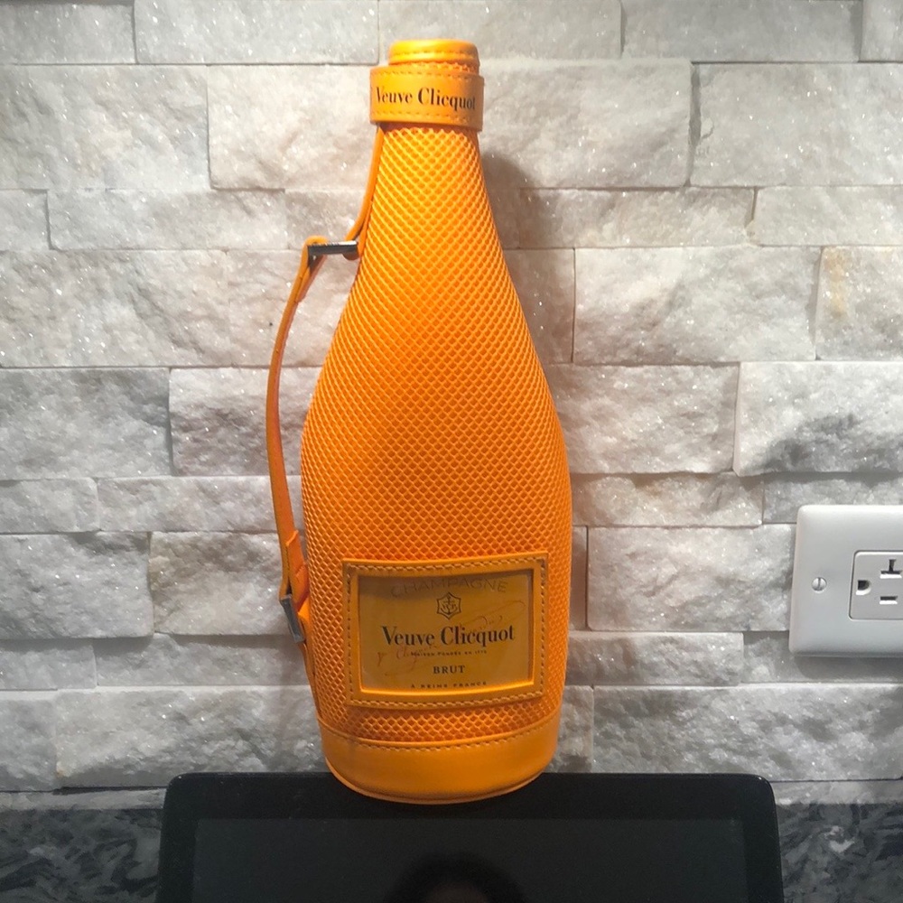 Veuve Clicquot champagne chiller/carrier